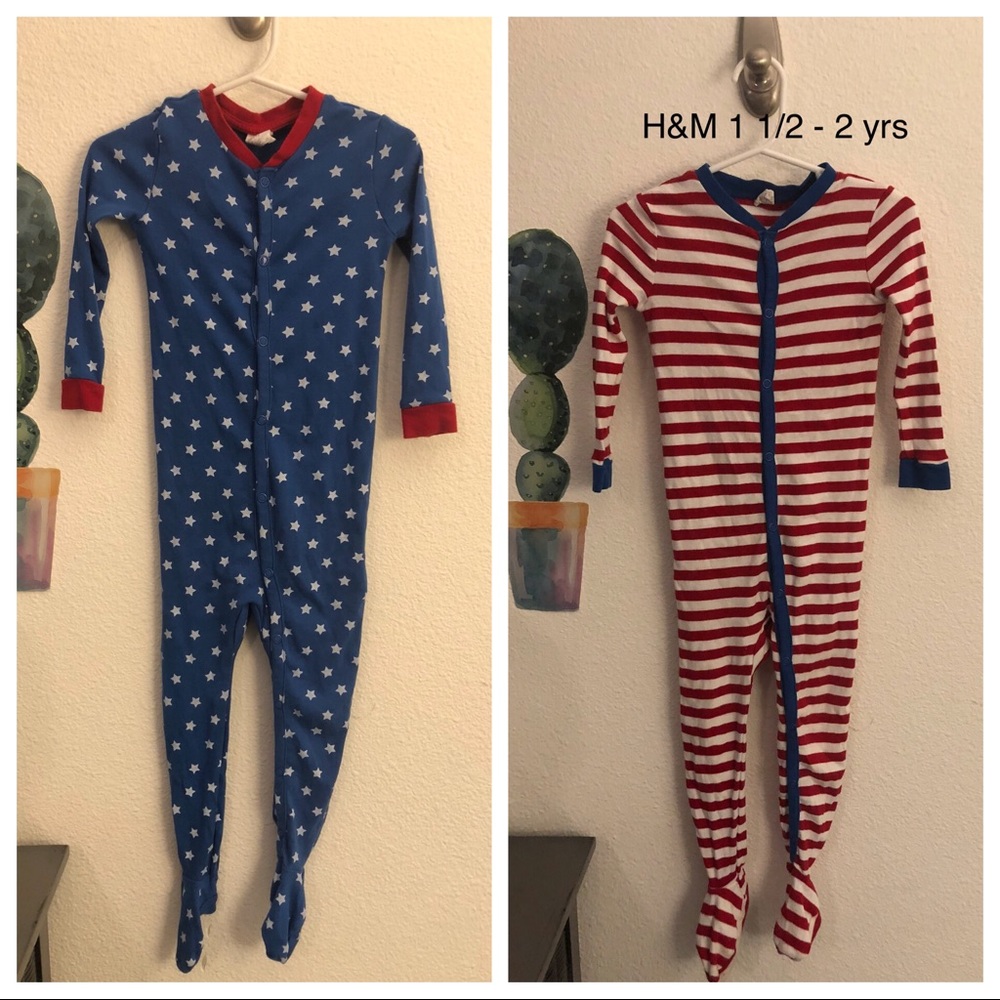 Set of 2 H&M sleepers red white & blue 1-2T